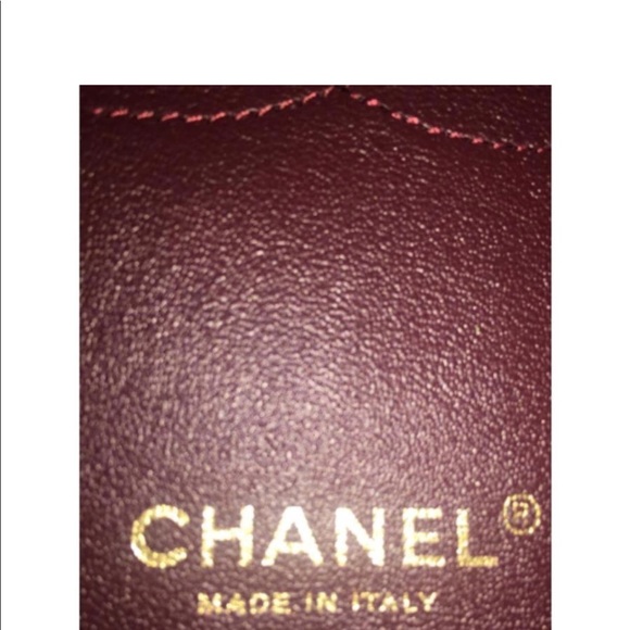 Chanel Classic Flap Maxi - Picture 5 of 8